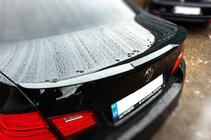 BMW serija 5 F10/F11 2010–2016 Spojler LIP V1 (1234 Upgrade, črn) fotografija 4