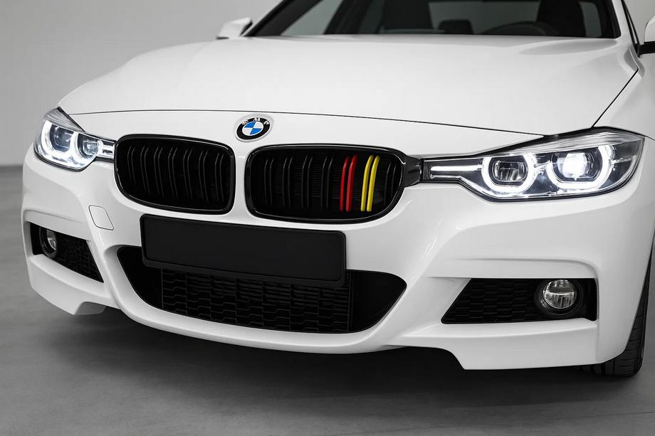 BMW serija 3 F30/F31 2012–2019 Ledvičke M-Look (German Color) Image