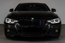 BMW serija 3 F30/F31 2012–2019 M-Look ledvične rešetke (M-Color) fotografija 3