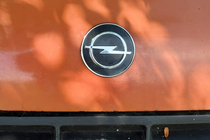 Opel Omega B 1994–2003 Emblem Turčija fotografija 1