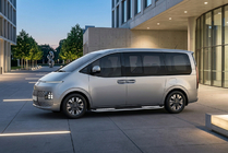 Hyundai Staria 2021– Stranske stopnice Tayga V2 (2 kos, aluminij) fotografija 1