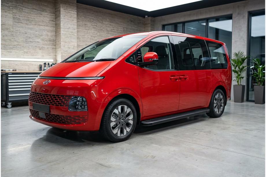 Hyundai Staria 2021– Stranske stopnice Maya V1 (2 kosa, aluminij) Image