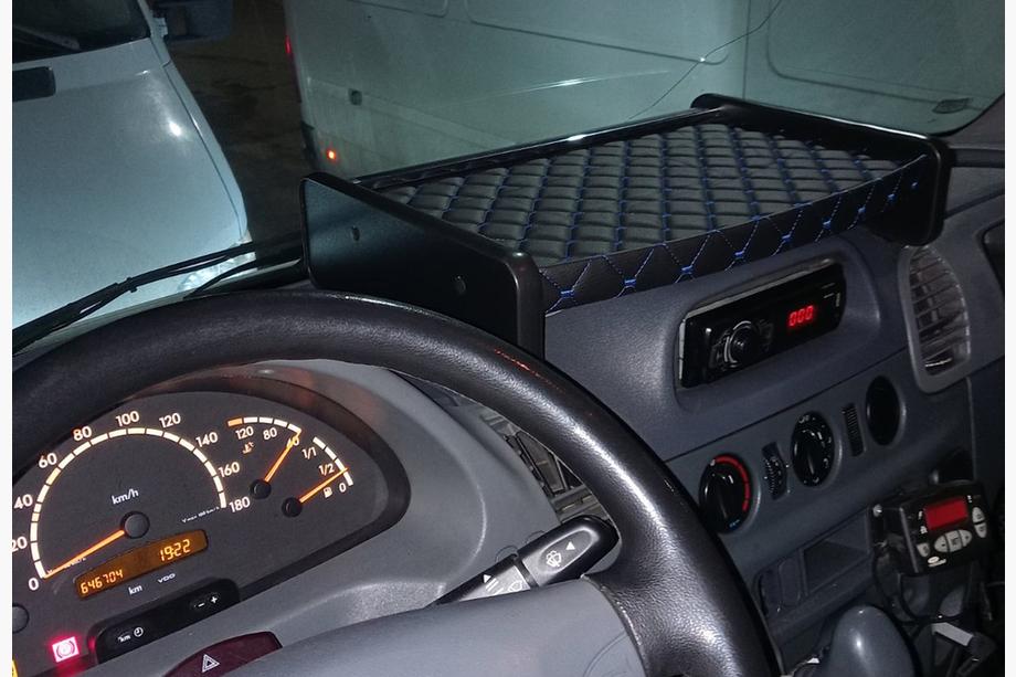 Mercedes Sprinter W901/902/903/904/905 1995–2006 Polica za armaturno ploščo (2000-2006, ECO-BLUE) Fotografija 2