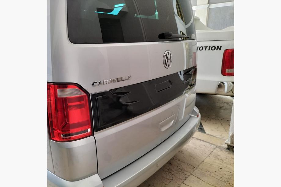 Volkswagen T6 2015–2024 Plastična obloga pokrova prtljažnika EuroCap (ABS) Image