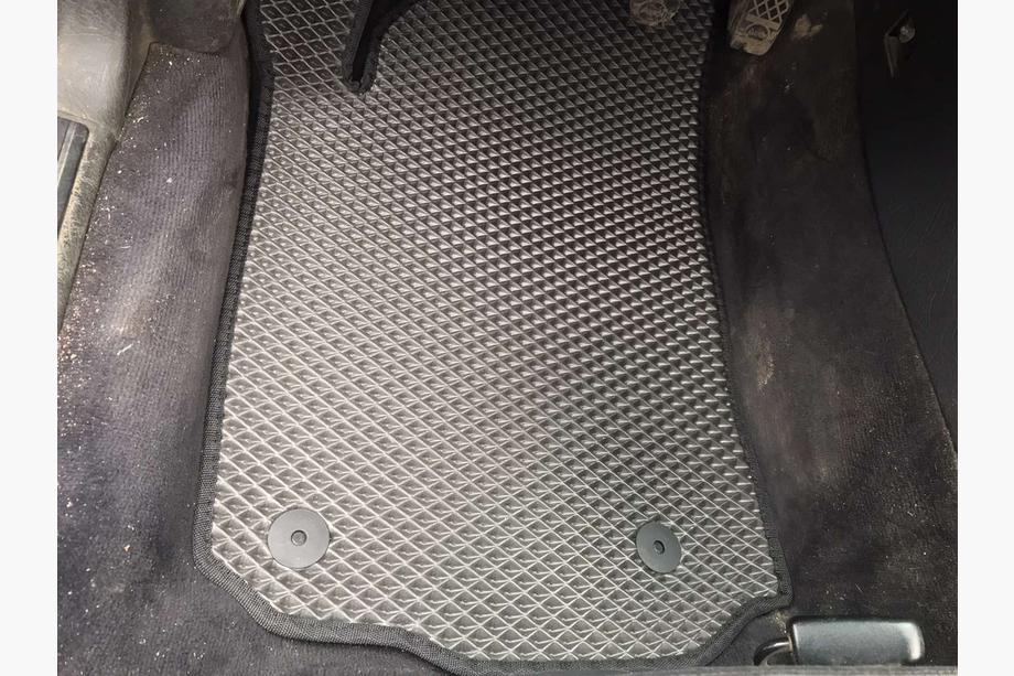 Audi 100 C4 1990–1994 EVA avtomobilske preproge (črne) Fotografija 5