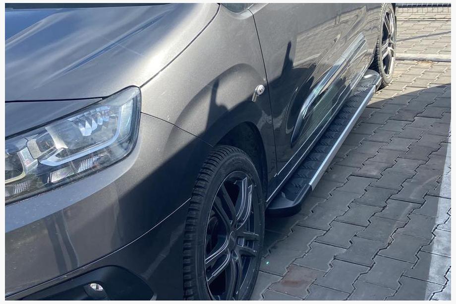Toyota Proace City 2016– Bočne stopnice RedLine V1 (2 kosa, aluminij) Dolga medosna razdalja Fotografija 5