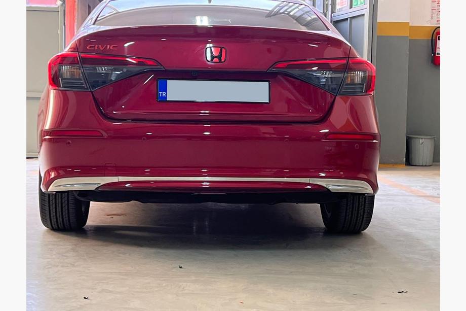 Honda Civic Sedan 2021– Zaščitna letev zadnjega odbijača (Sedan, nerjavno jeklo) Image
