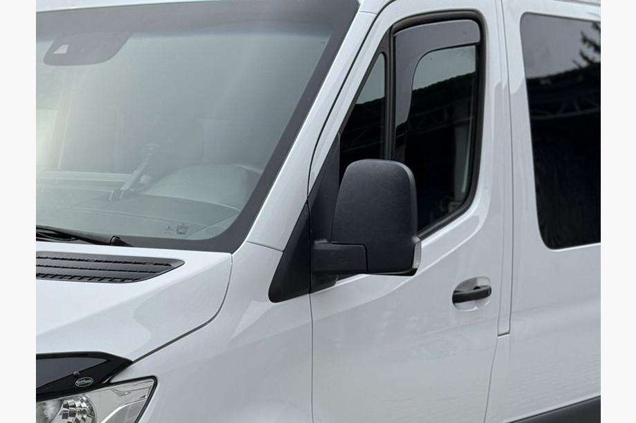 Mercedes Sprinter W907/W910 2018– Vetrni deflektorji za okna, vstavljivi (2 kos, Heko) Fotografija 3