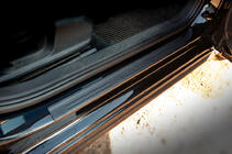 Volkswagen Passat B7 2012–2015 DDU zaščitne letve pragov (set 4 kos, plastika) fotografija 1