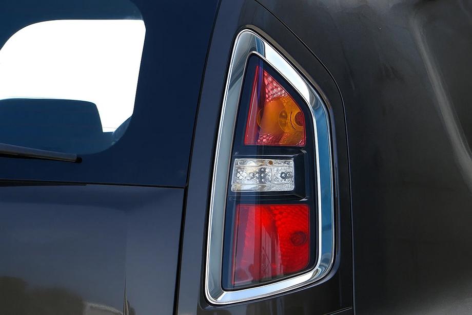 Kia Soul I 2008–2013 Okrasna obloga zavornih luči (2 kosa, nerjaveče jeklo) Image